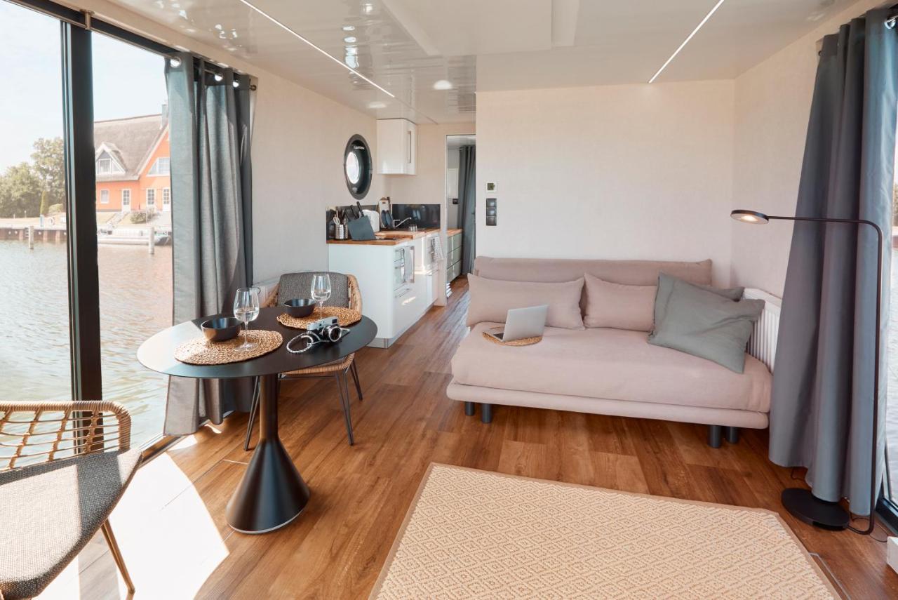 Hausboote Und Fewo Vieregge Exterior photo